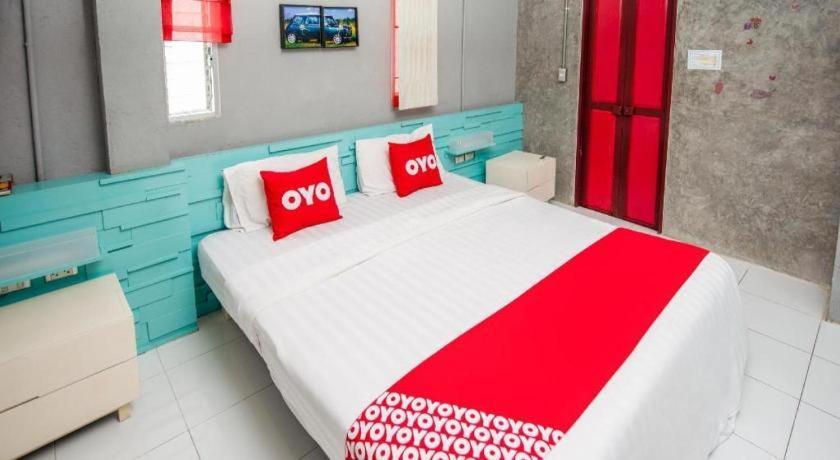 Oyo 292 The Oddy Hip Hotel Patong Kültér fotó